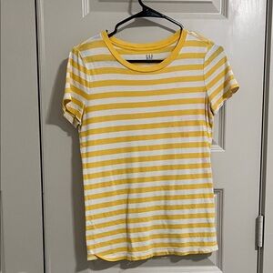 GAP Sunny Striped Tee